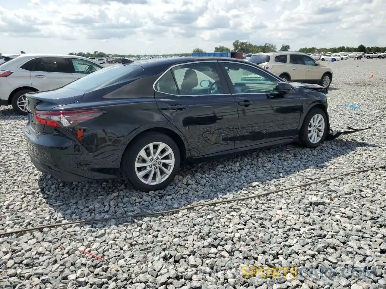 3 Фотография поврежденного автомобиля 4T1C11AK9PU830667 TOYOTA CAMRY 2023
