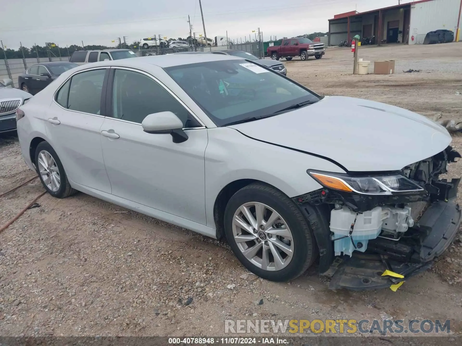 1 Фотография поврежденного автомобиля 4T1C11AKXPU174608 TOYOTA CAMRY 2023