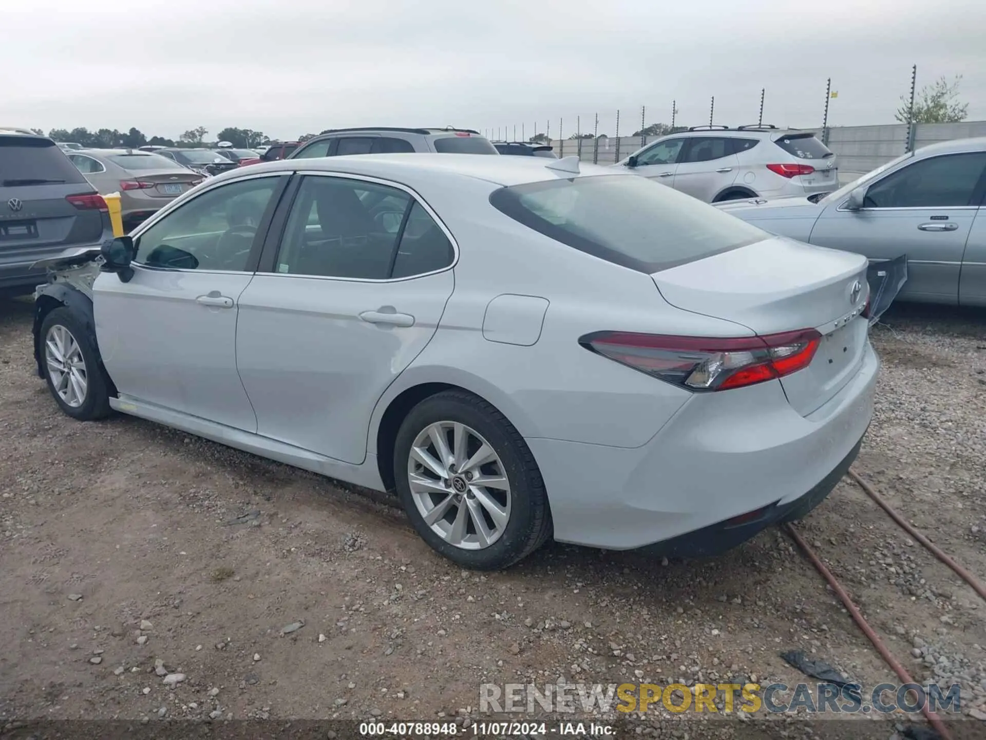 3 Фотография поврежденного автомобиля 4T1C11AKXPU174608 TOYOTA CAMRY 2023