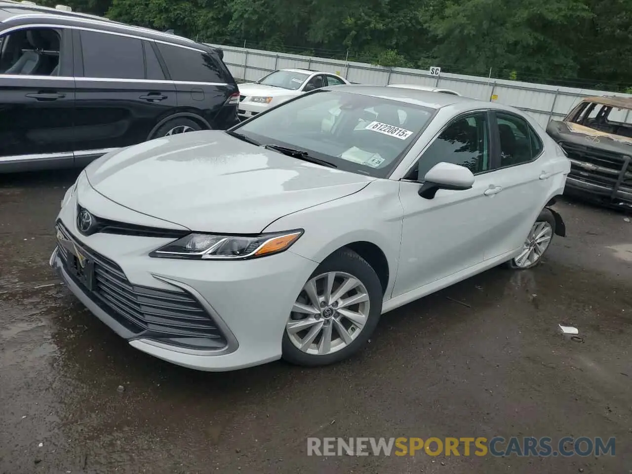 1 Фотография поврежденного автомобиля 4T1C11AKXPU180196 TOYOTA CAMRY 2023