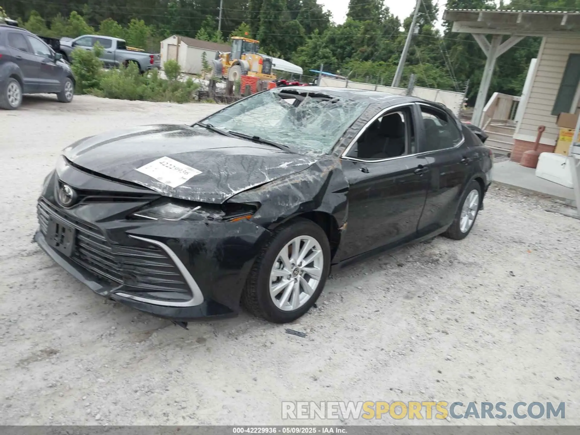 2 Photograph of a damaged car 4T1C11BK4PU086054 TOYOTA CAMRY 2023