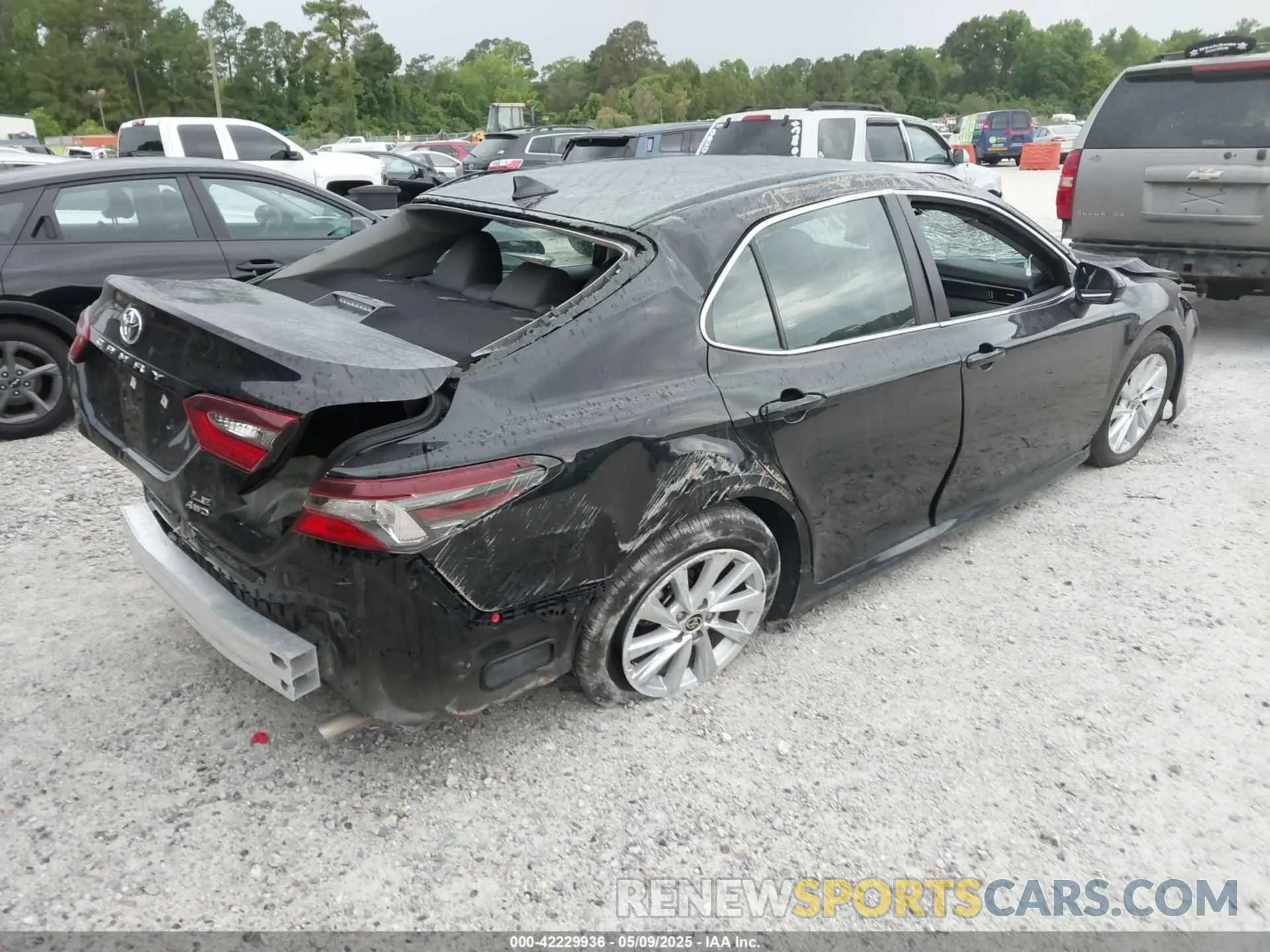 4 Photograph of a damaged car 4T1C11BK4PU086054 TOYOTA CAMRY 2023