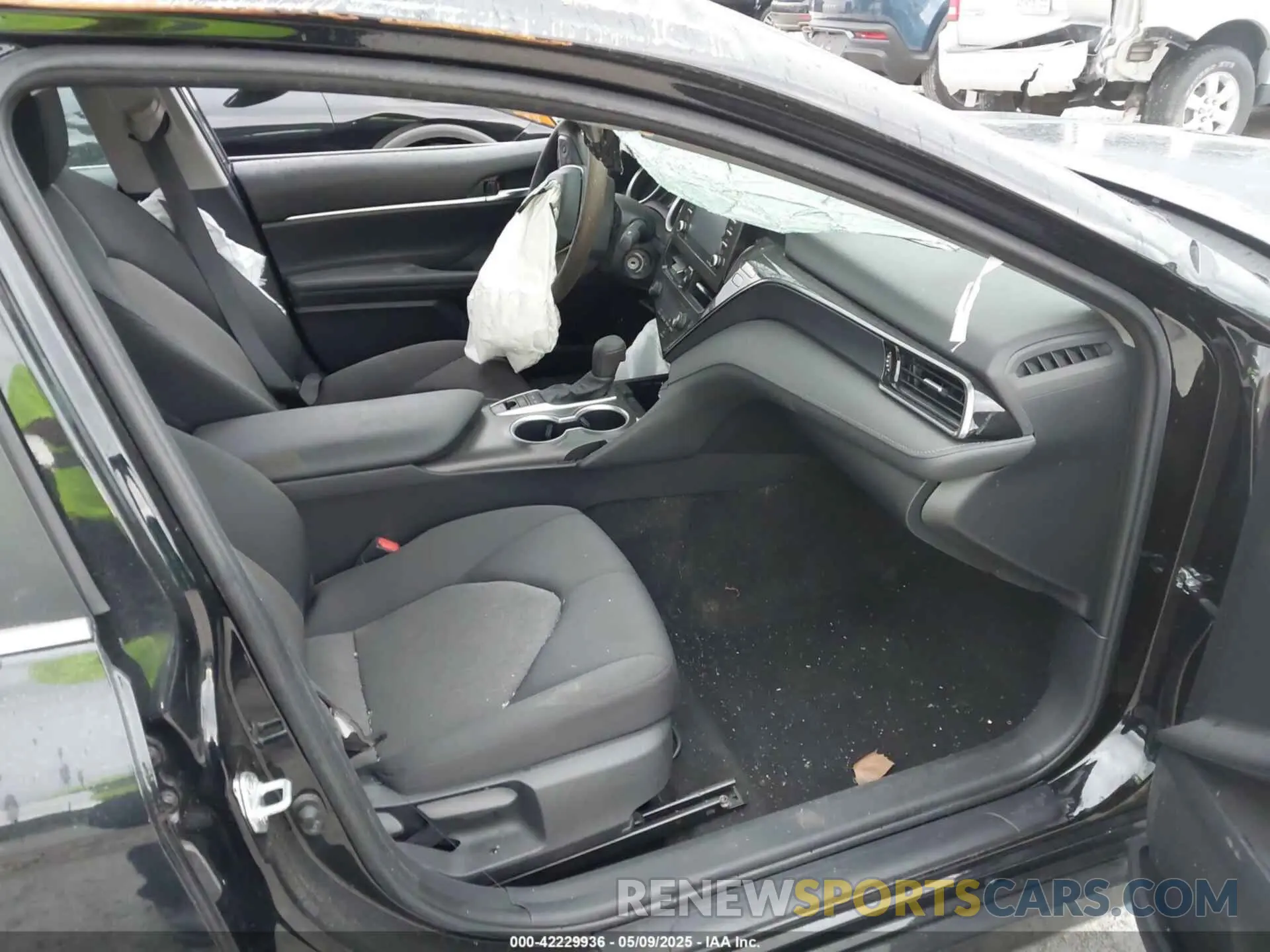 5 Photograph of a damaged car 4T1C11BK4PU086054 TOYOTA CAMRY 2023