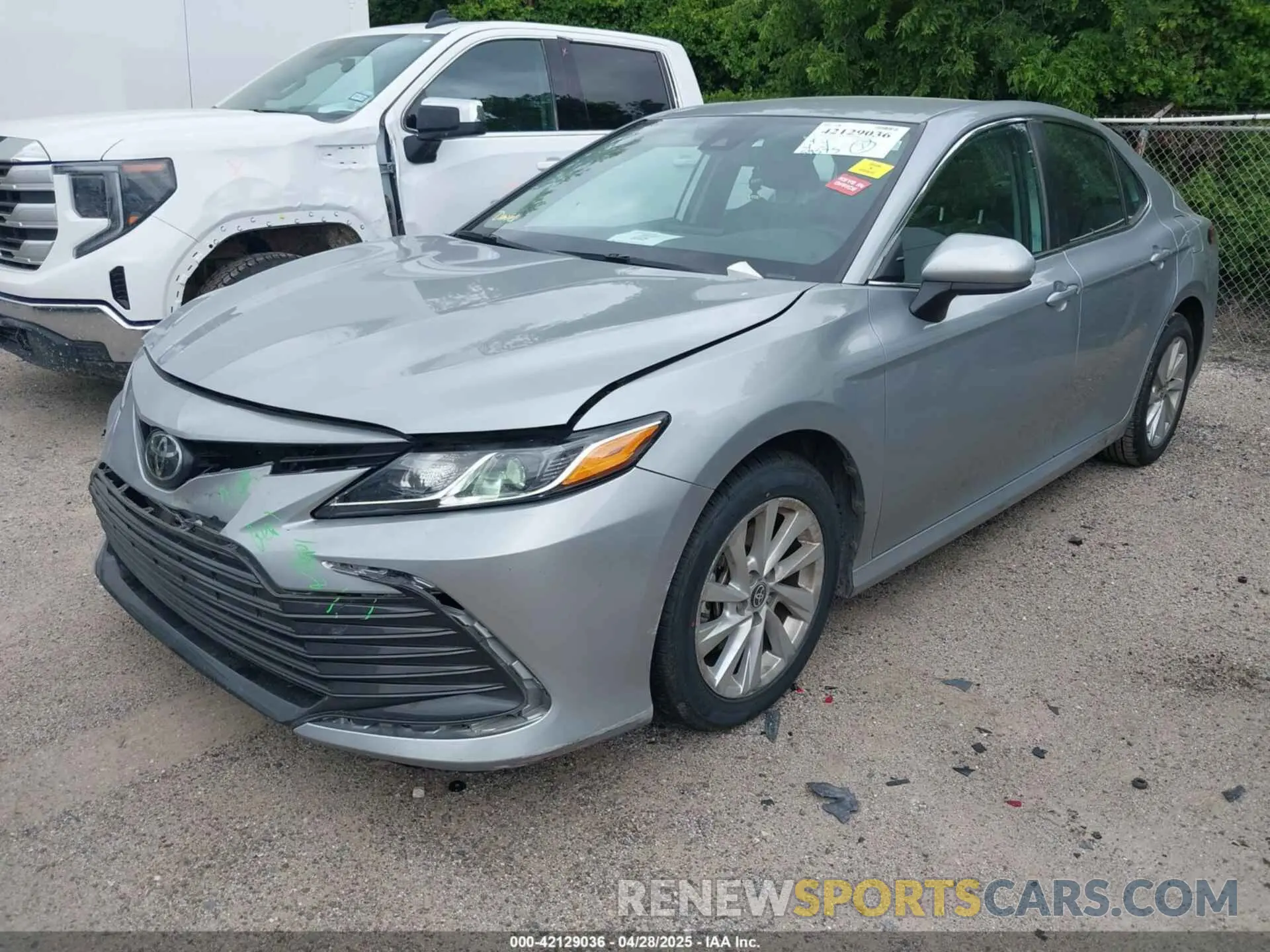 2 Фотография поврежденного автомобиля 4T1C11BK8PU103194 TOYOTA CAMRY 2023