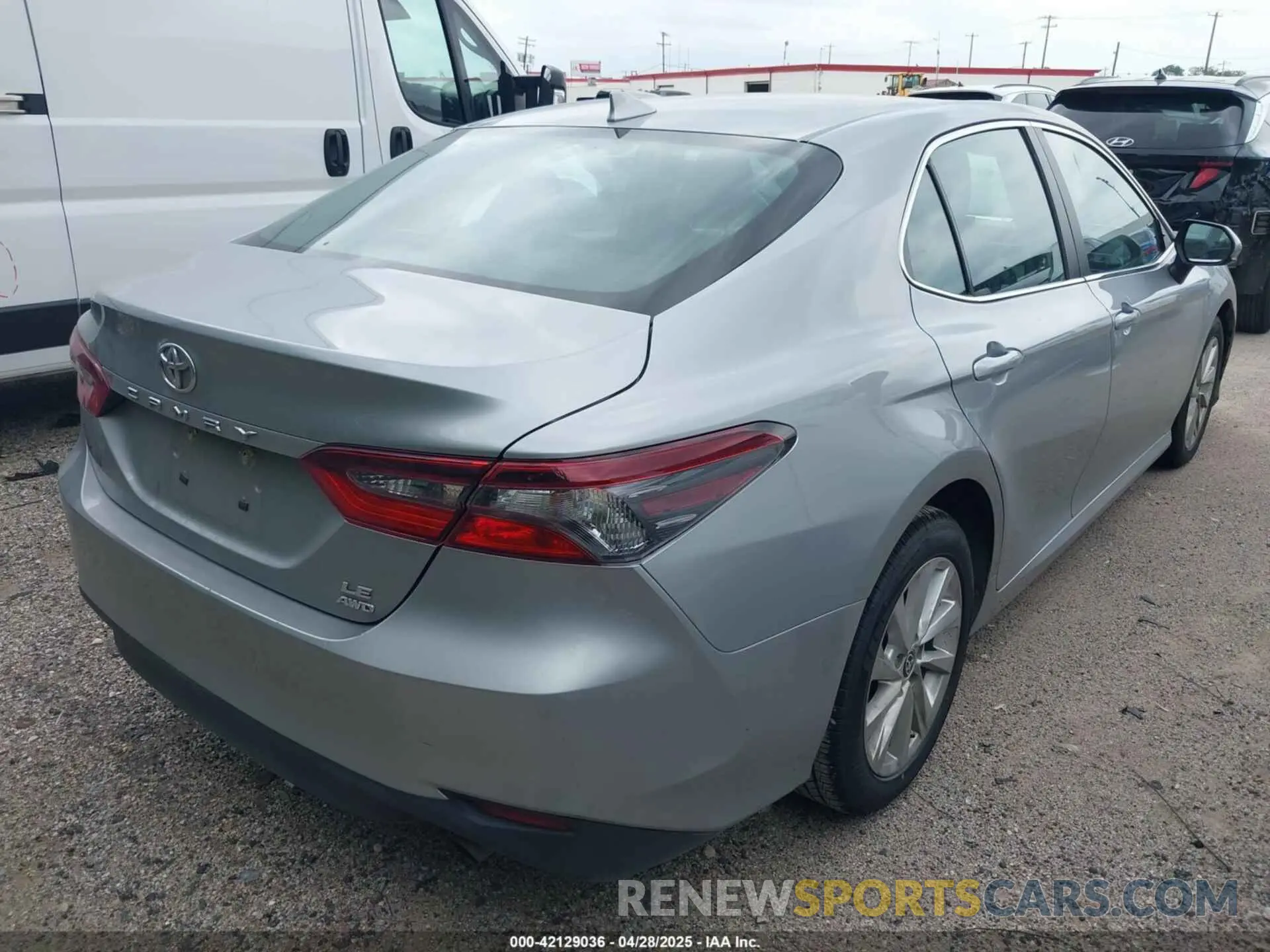 4 Фотография поврежденного автомобиля 4T1C11BK8PU103194 TOYOTA CAMRY 2023