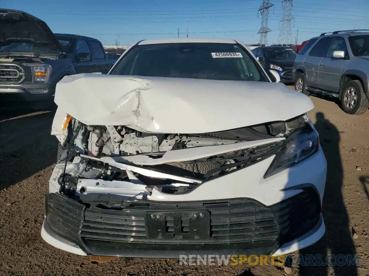 5 Фотография поврежденного автомобиля 4T1C31AK0PU049501 TOYOTA CAMRY 2023