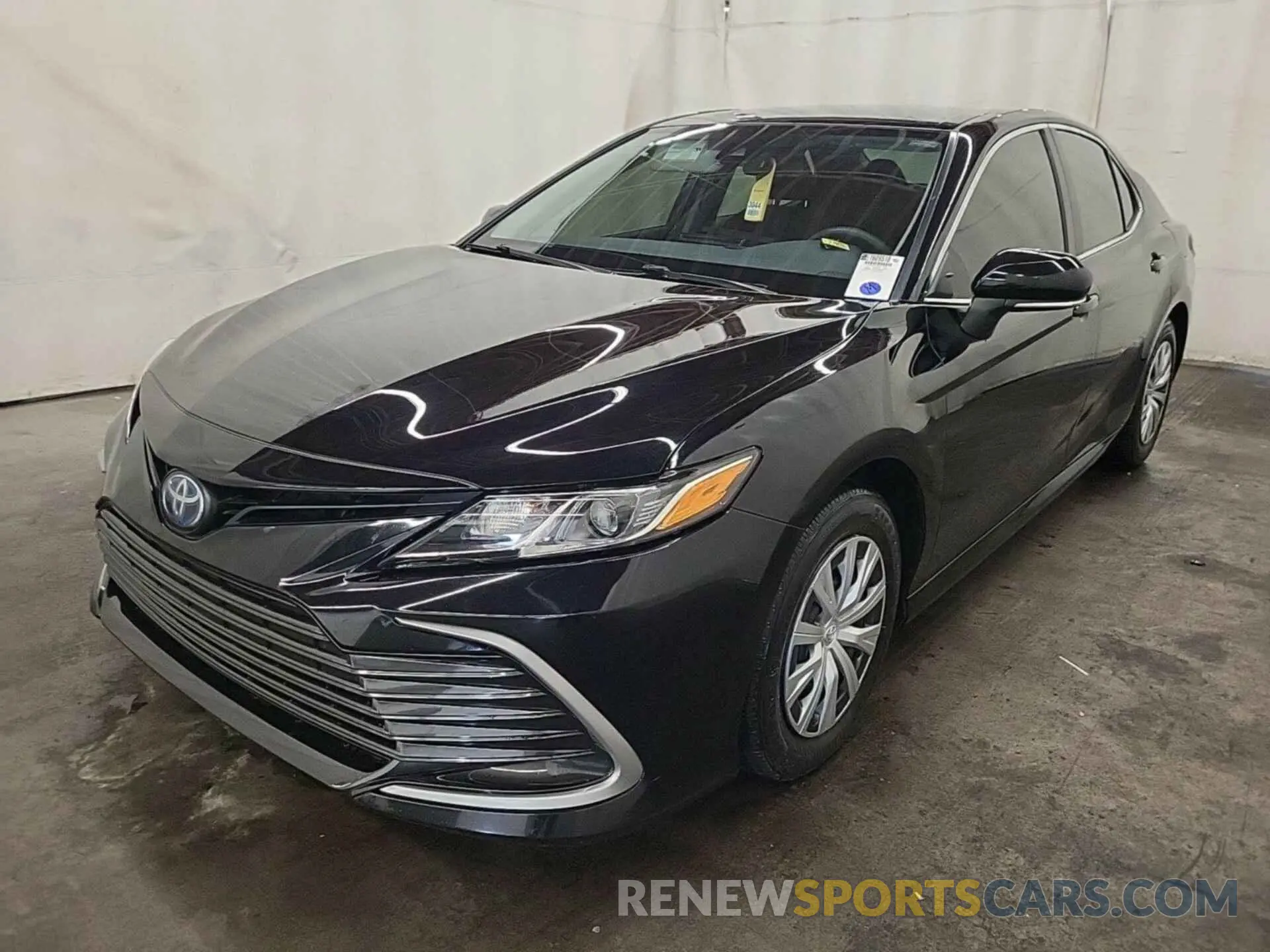 13 Photograph of a damaged car 4T1C31AK3PU611293 TOYOTA CAMRY 2023