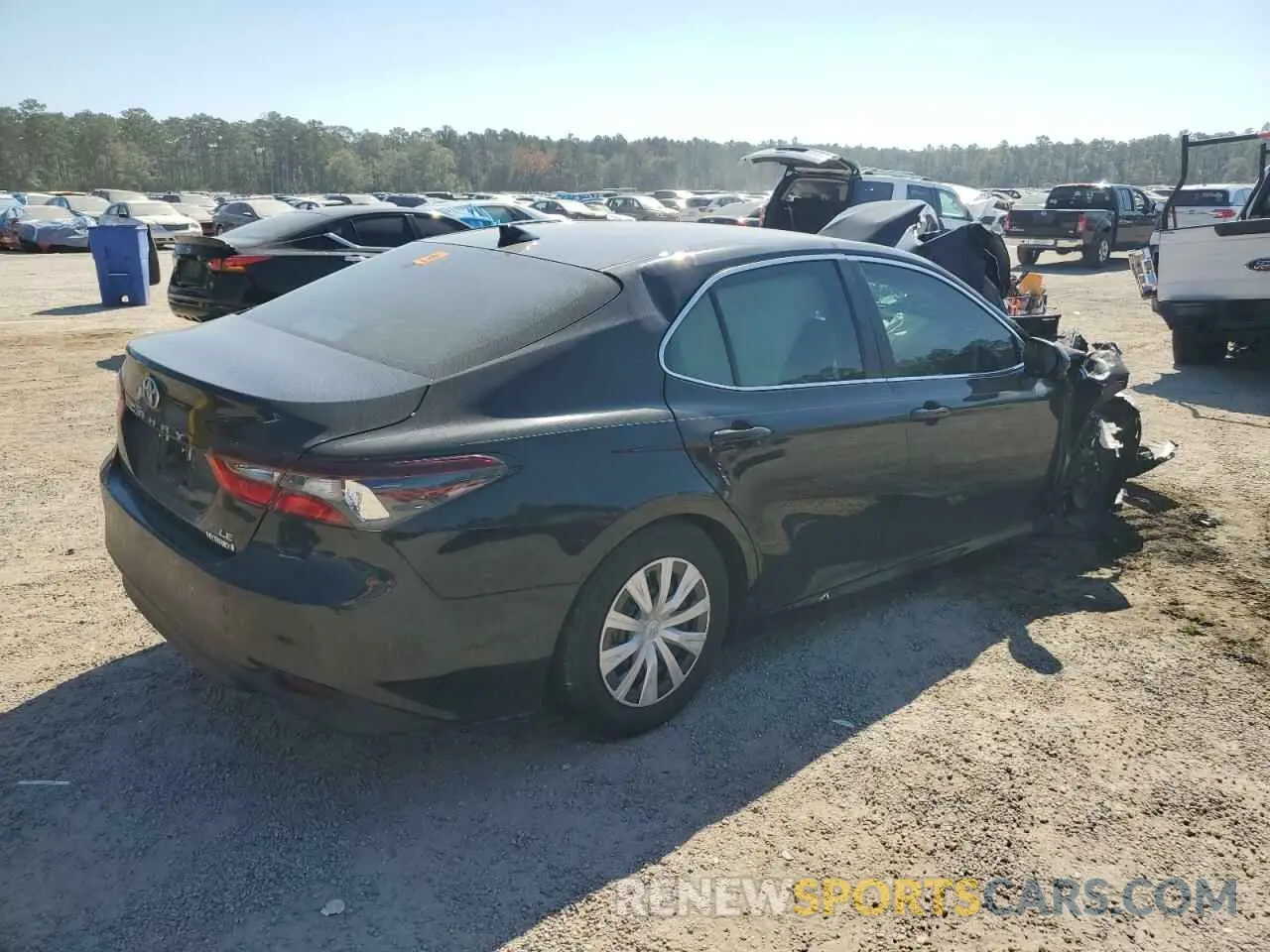 3 Photograph of a damaged car 4T1C31AK3PU619734 TOYOTA CAMRY 2023