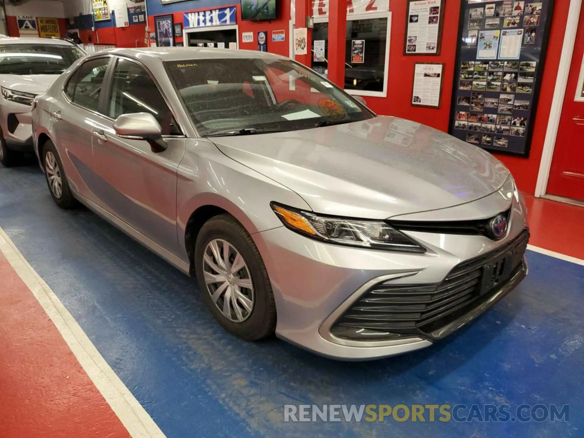 21 Photograph of a damaged car 4T1C31AK5PU611313 TOYOTA CAMRY 2023