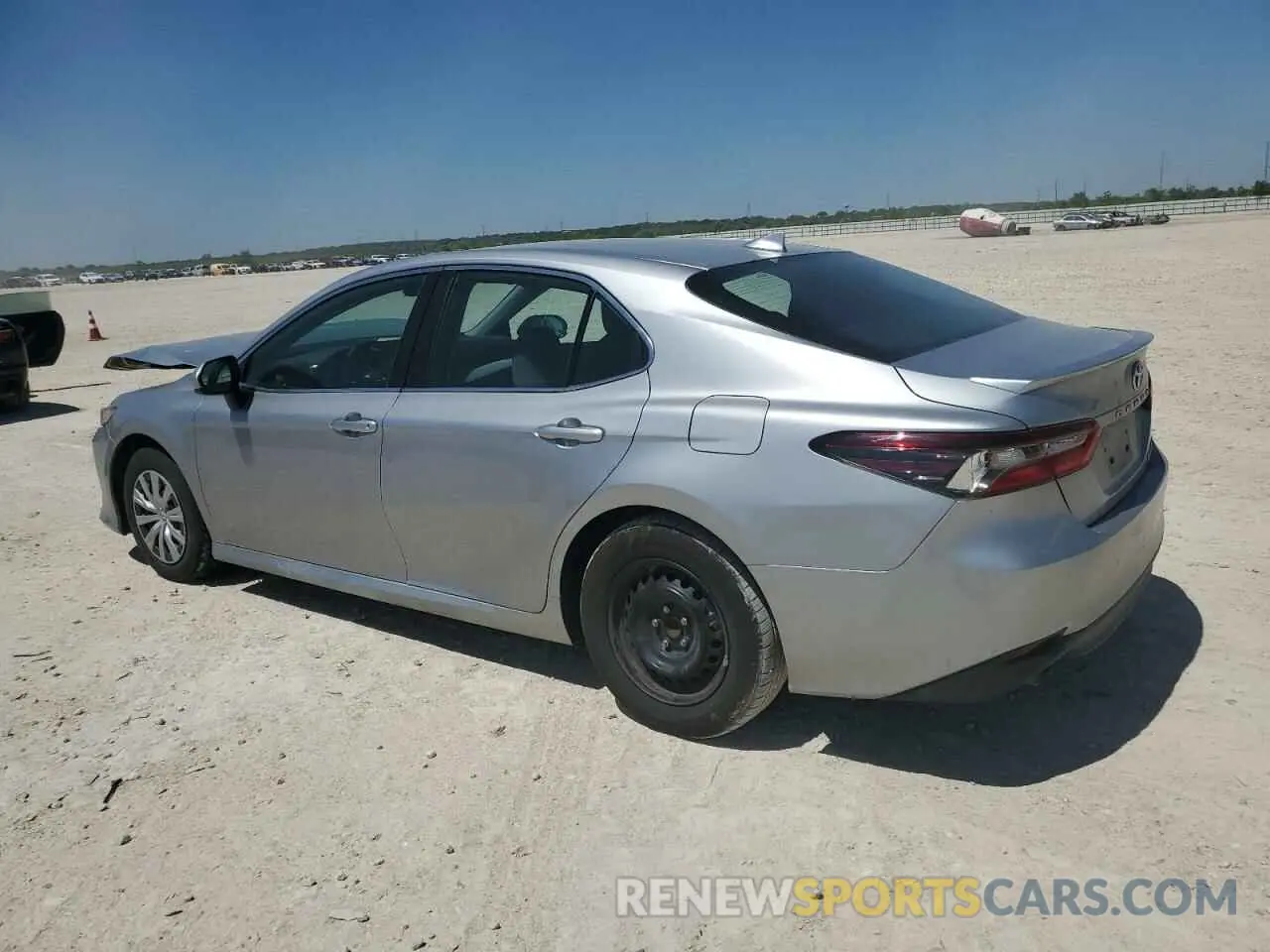 2 Фотография поврежденного автомобиля 4T1C31AK7PU050595 TOYOTA CAMRY 2023