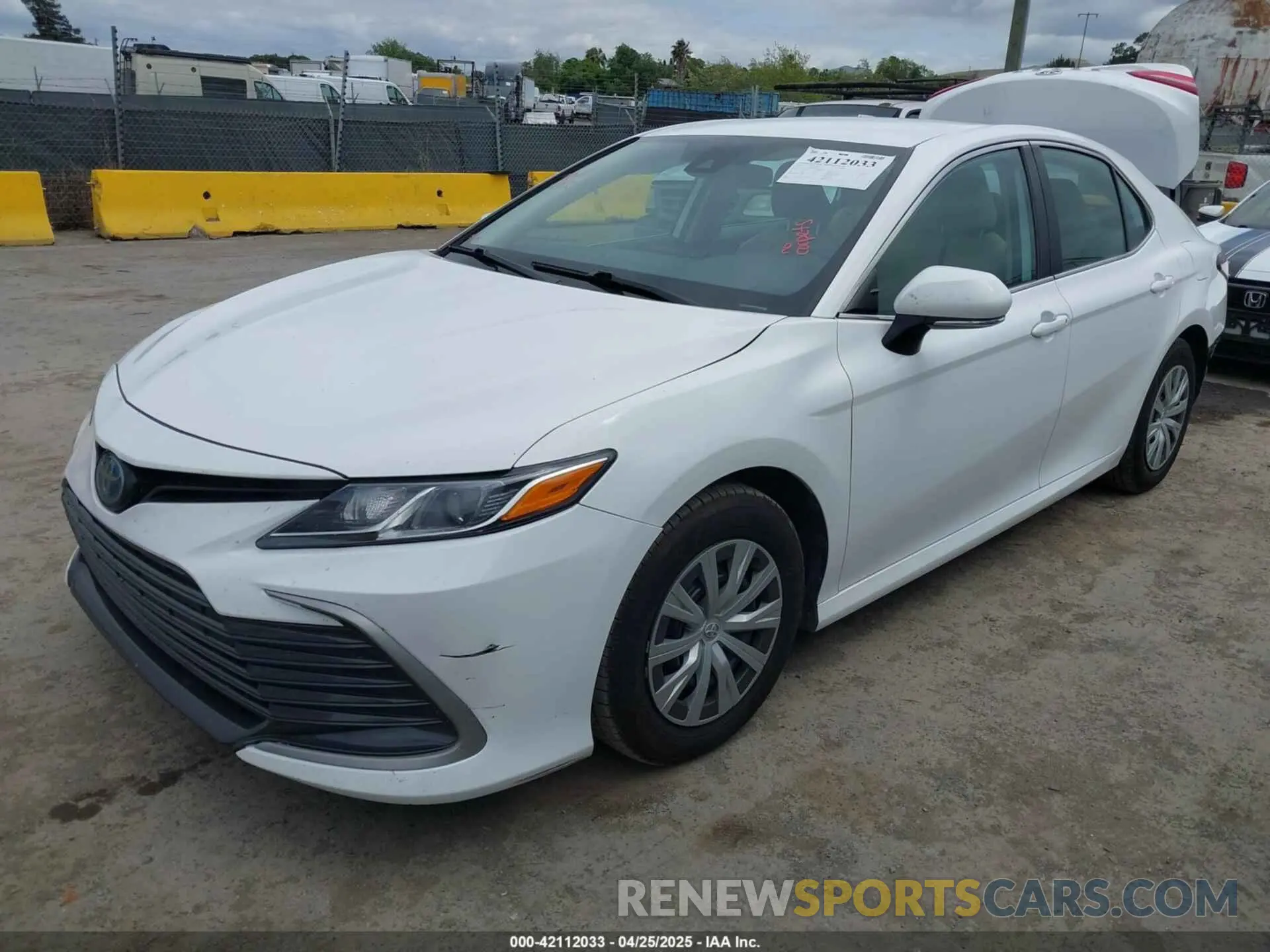 2 Фотография поврежденного автомобиля 4T1C31AKXPU610089 TOYOTA CAMRY 2023