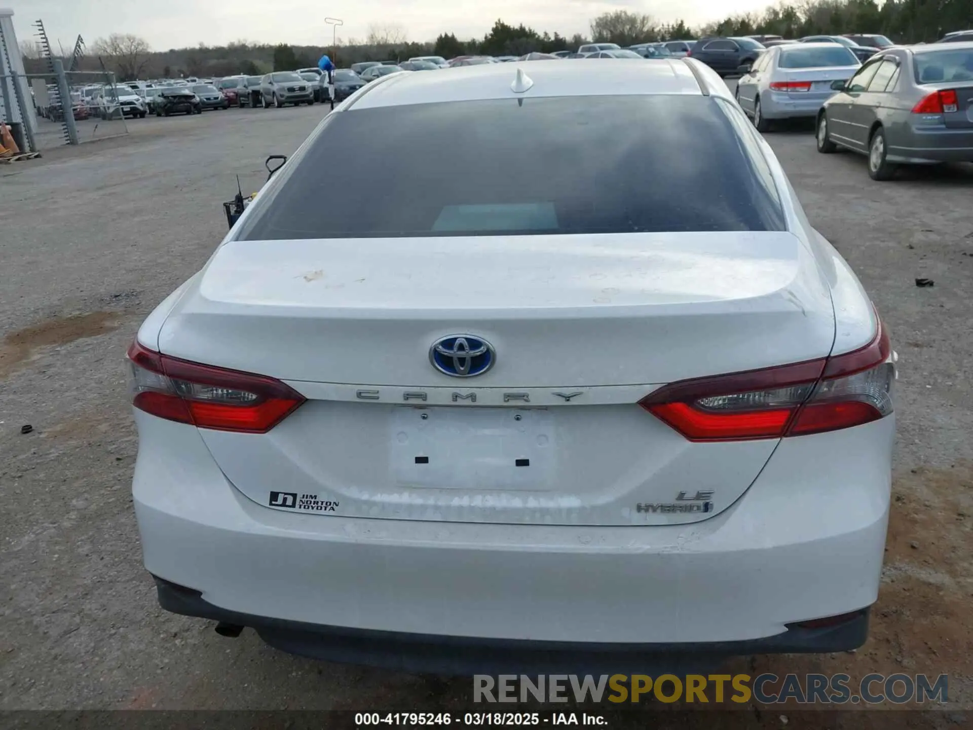 17 Фотография поврежденного автомобиля 4T1C31AKXPU610769 TOYOTA CAMRY 2023