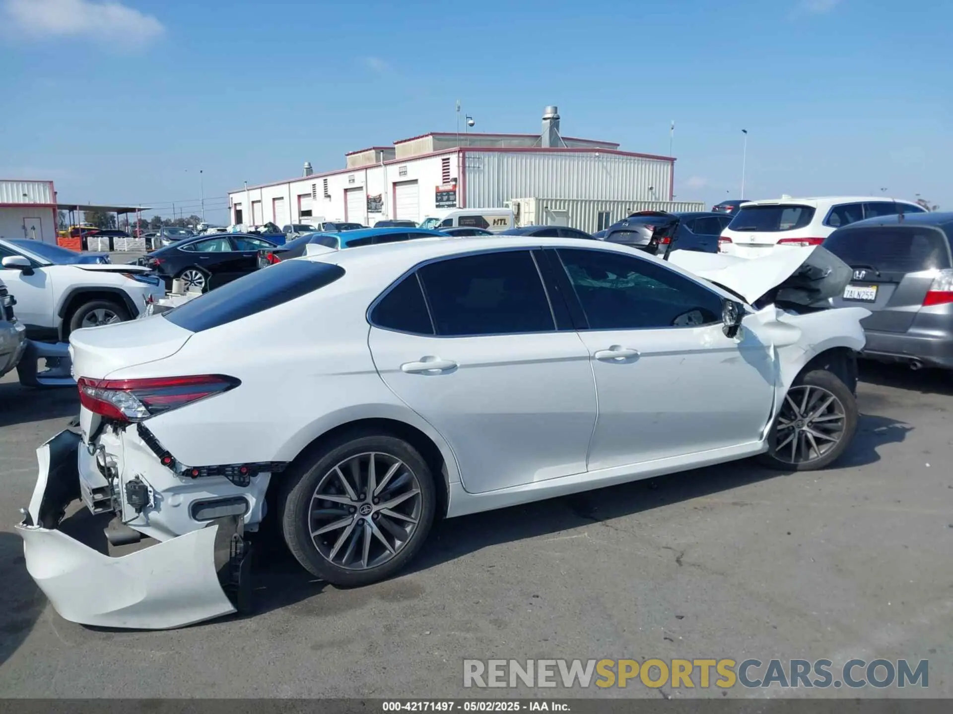 14 Photograph of a damaged car 4T1F11AK0PU754916 TOYOTA CAMRY 2023