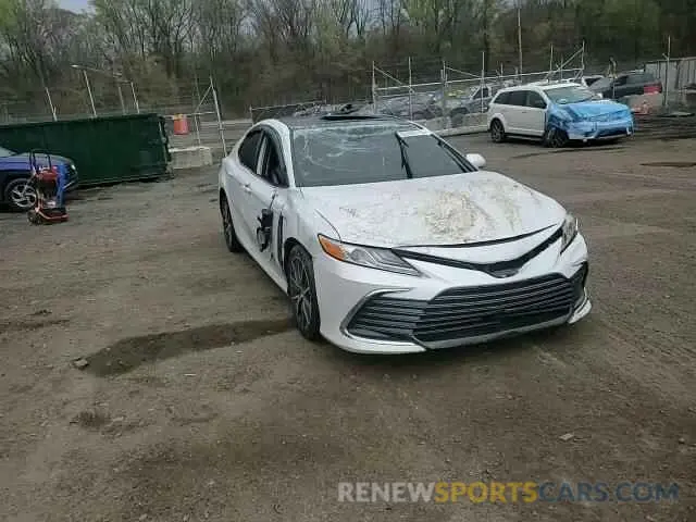 11 Photograph of a damaged car 4T1F11AK2PU766730 TOYOTA CAMRY 2023