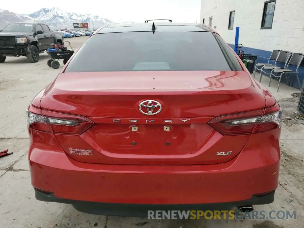 6 Photograph of a damaged car 4T1F11AK5PU116628 TOYOTA CAMRY 2023