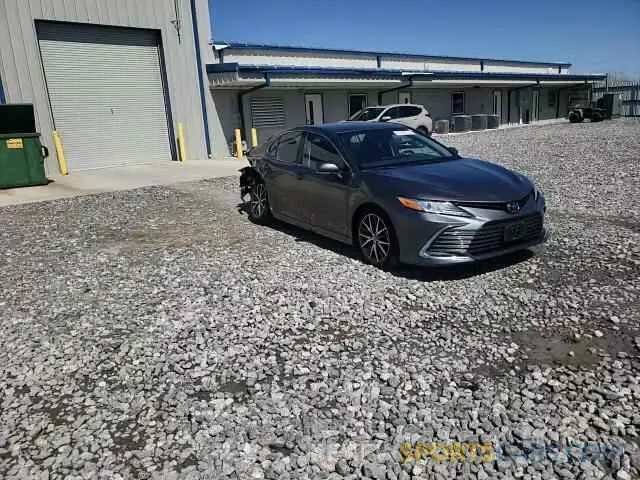 11 Photograph of a damaged car 4T1F11AK6PU153509 TOYOTA CAMRY 2023