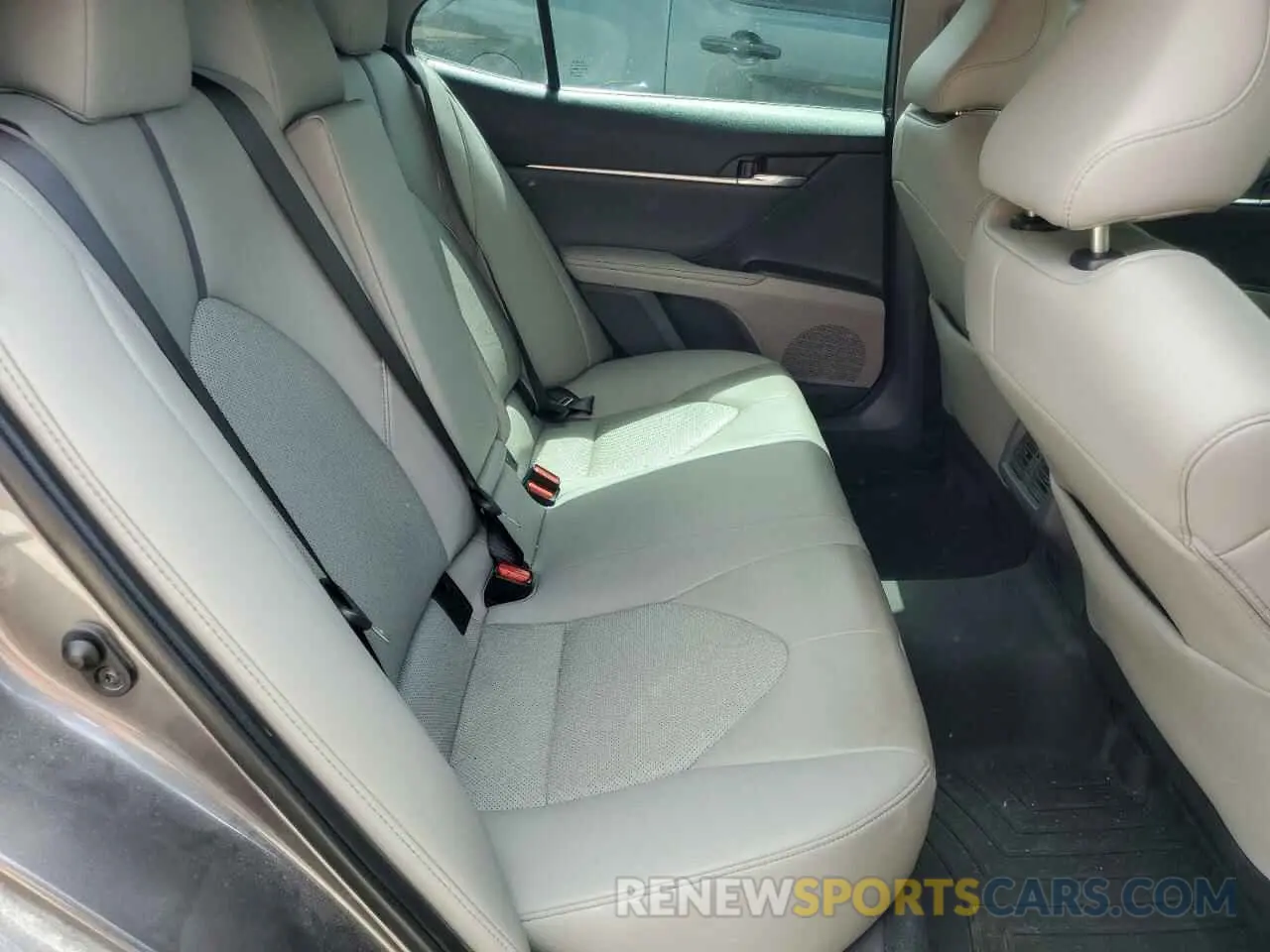 10 Фотография поврежденного автомобиля 4T1F11AK6PU723749 TOYOTA CAMRY 2023