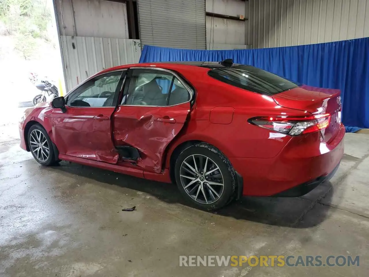 2 Photograph of a damaged car 4T1F11BK8PU095112 TOYOTA CAMRY 2023