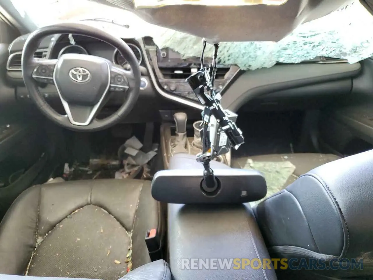 8 Photograph of a damaged car 4T1F31AK5PU053492 TOYOTA CAMRY 2023