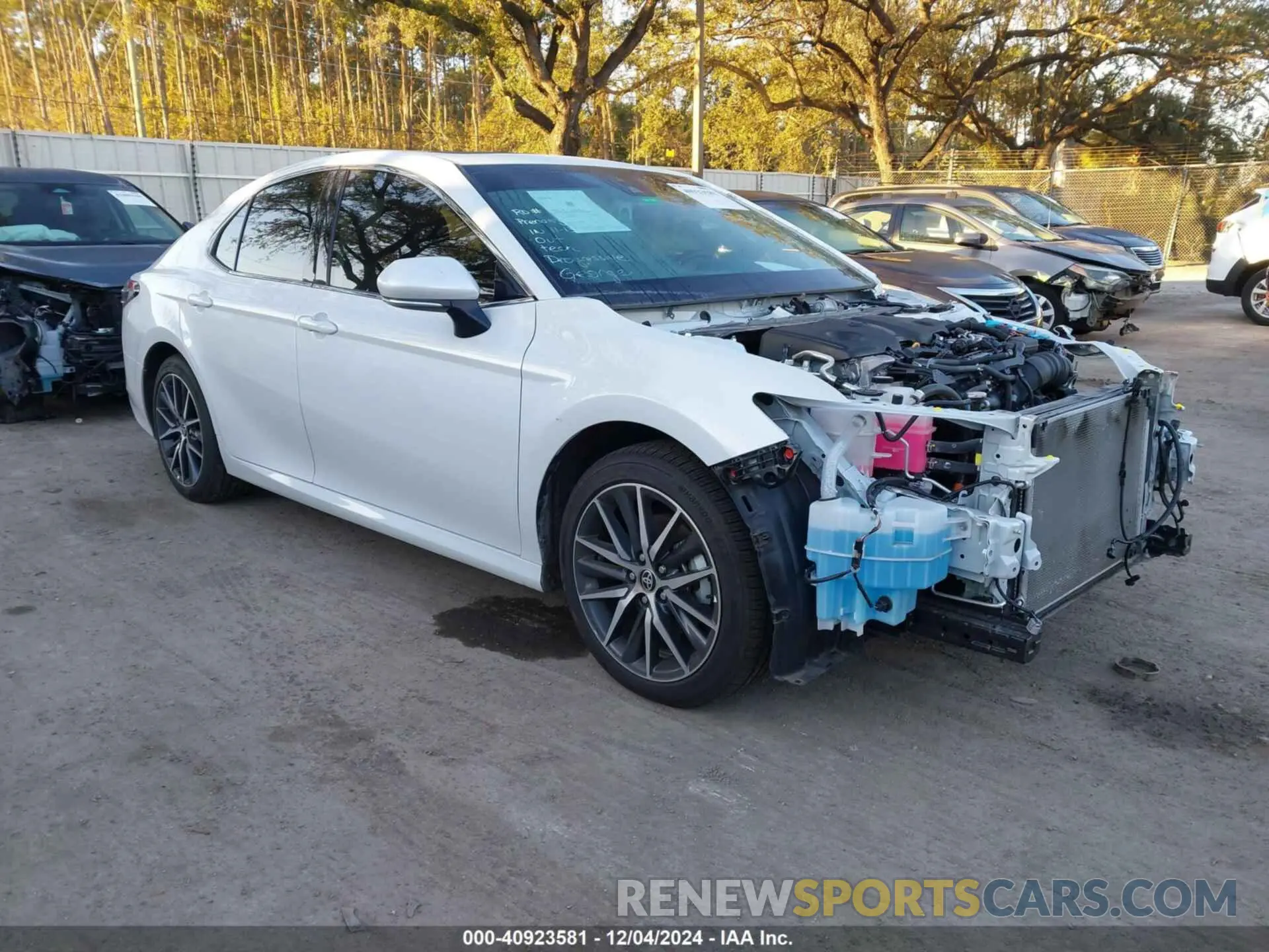 1 Фотография поврежденного автомобиля 4T1F31AK5PU615312 TOYOTA CAMRY 2023