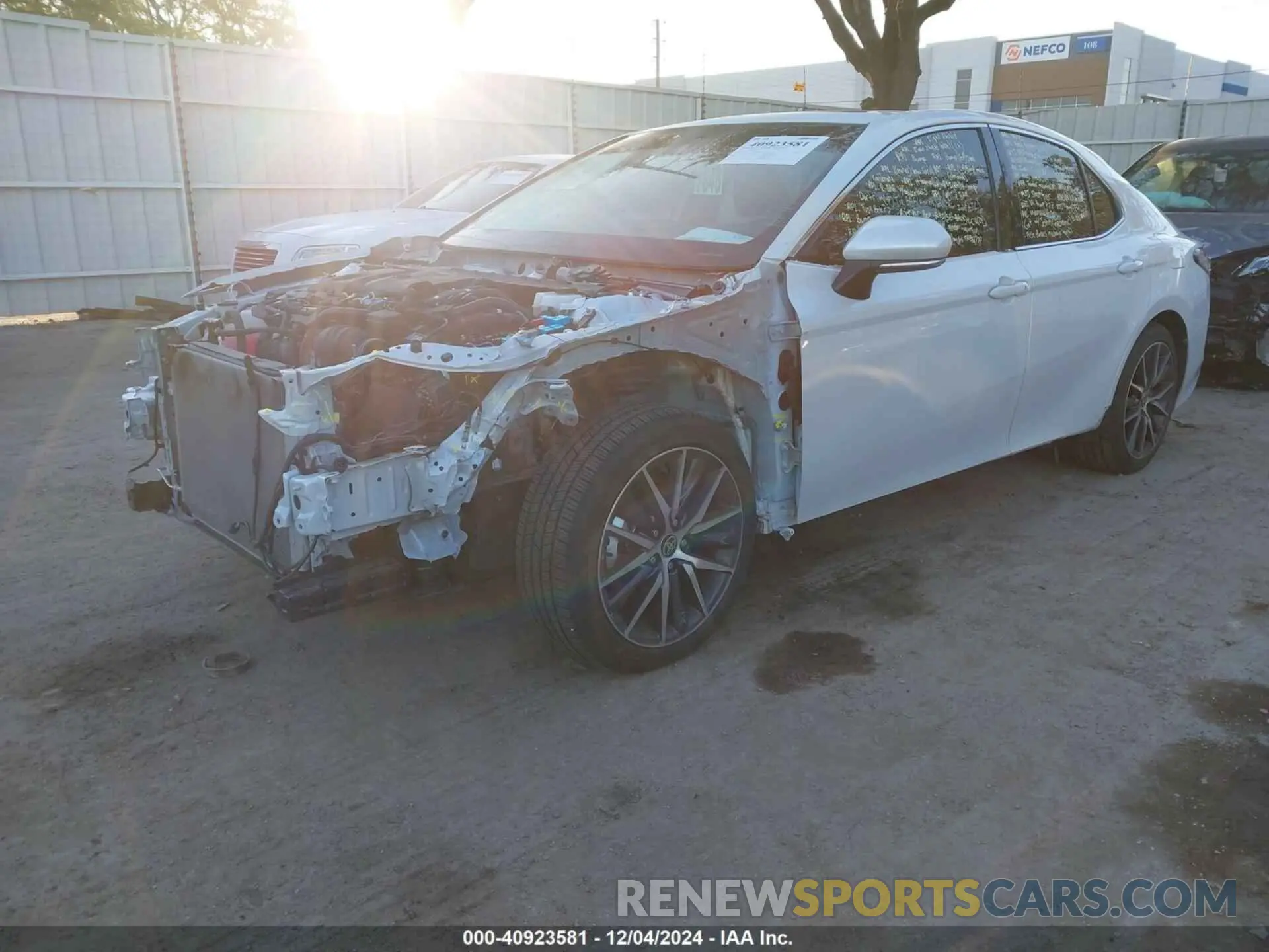 2 Фотография поврежденного автомобиля 4T1F31AK5PU615312 TOYOTA CAMRY 2023