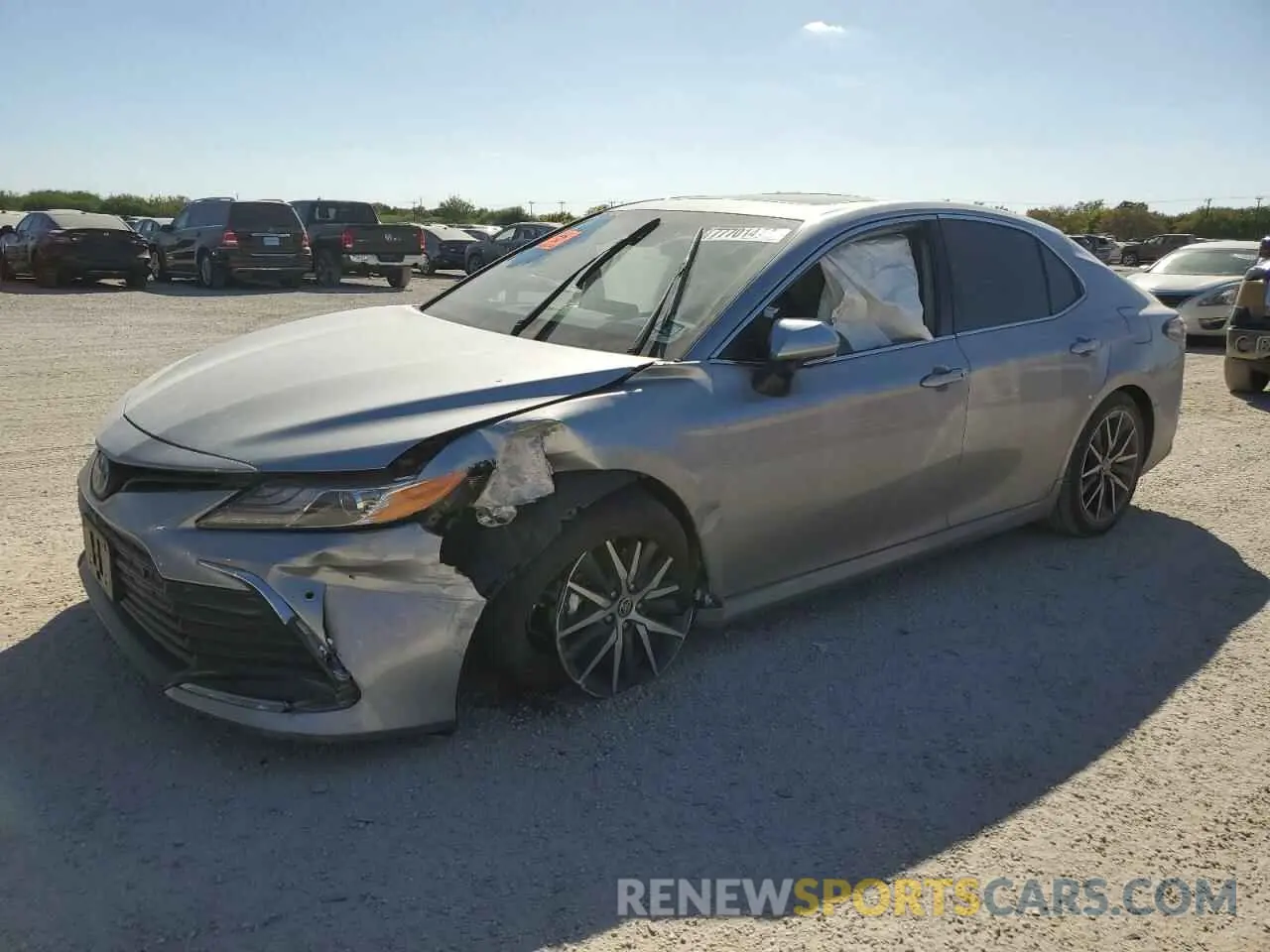 1 Photograph of a damaged car 4T1F31AK8PU056614 TOYOTA CAMRY 2023