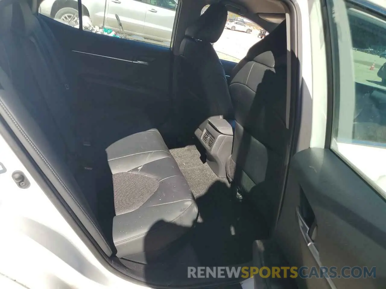 10 Photograph of a damaged car 4T1F31AK9PU604524 TOYOTA CAMRY 2023