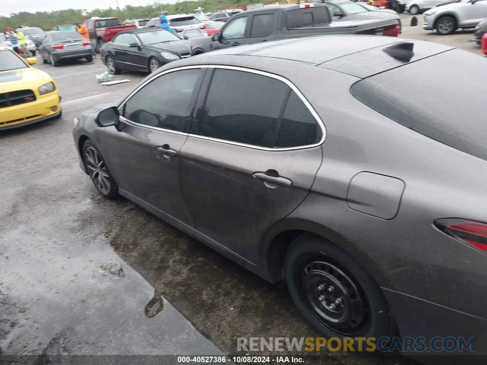 15 Photograph of a damaged car 4T1FZ1AK6PU078979 TOYOTA CAMRY 2023