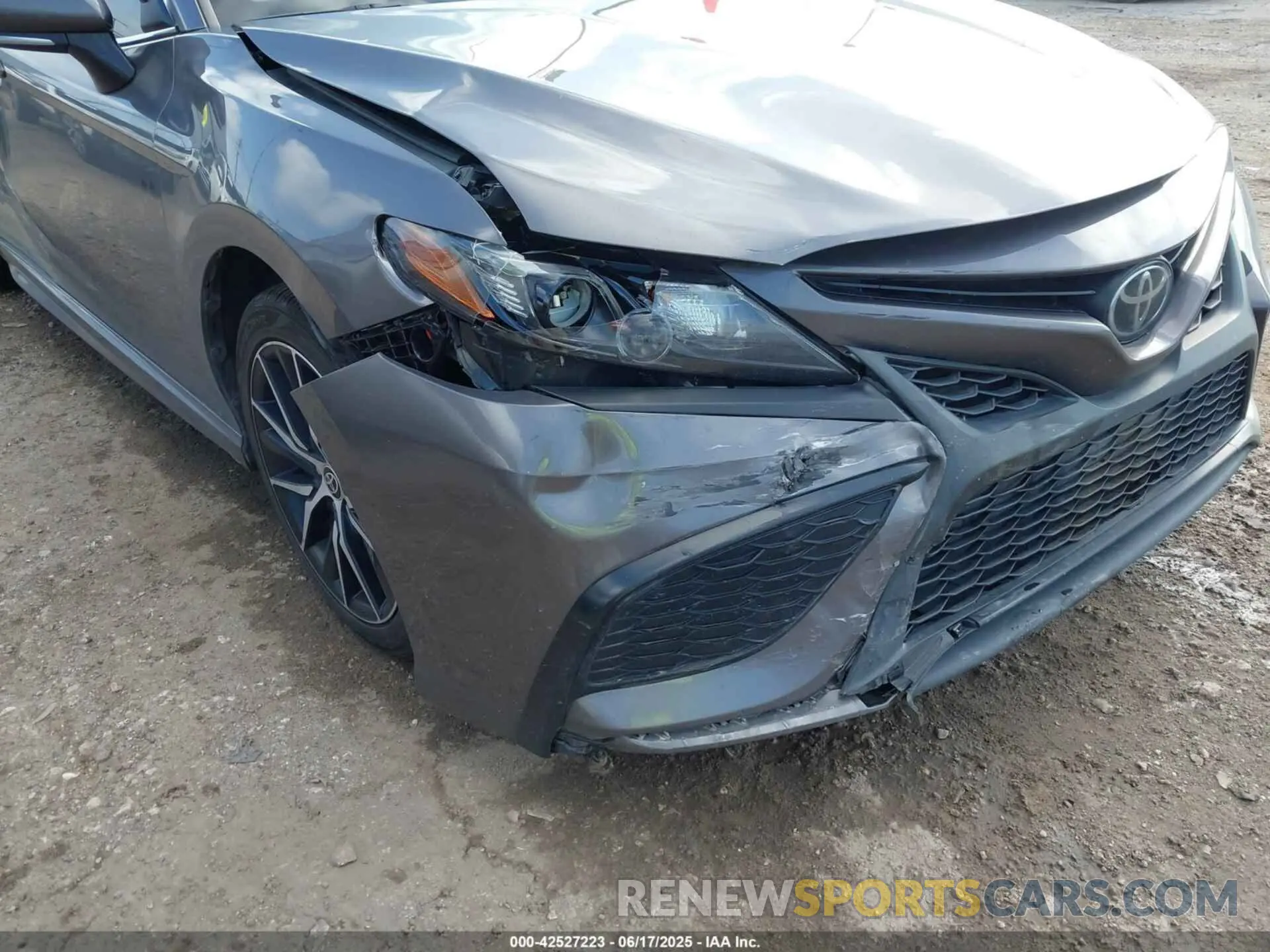 6 Photograph of a damaged car 4T1G11AK0PU085602 TOYOTA CAMRY 2023