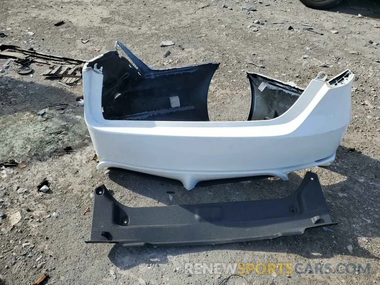 12 Фотография поврежденного автомобиля 4T1G11AK0PU133017 TOYOTA CAMRY 2023