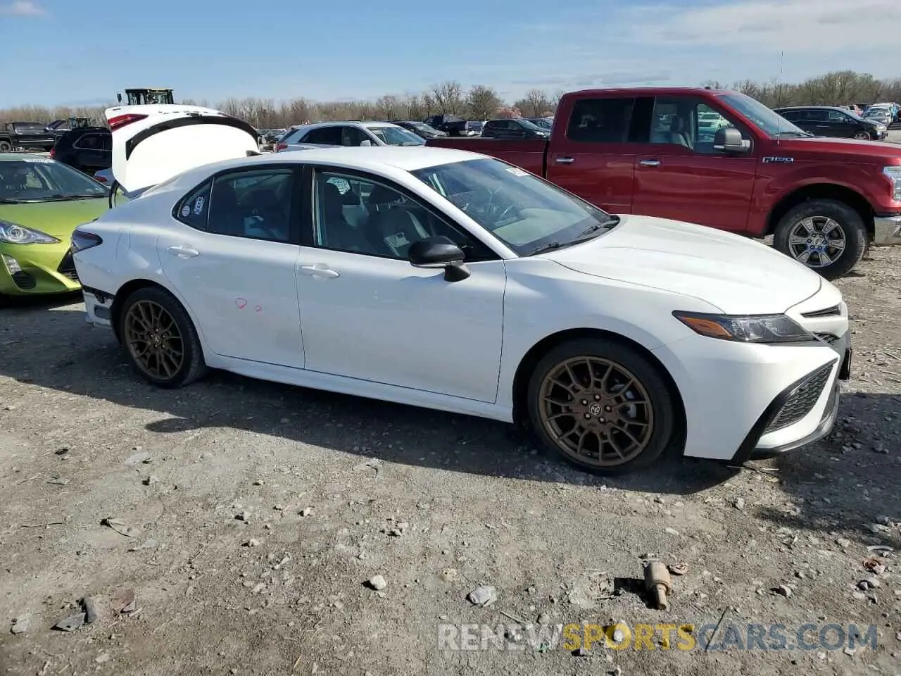 4 Фотография поврежденного автомобиля 4T1G11AK0PU133017 TOYOTA CAMRY 2023