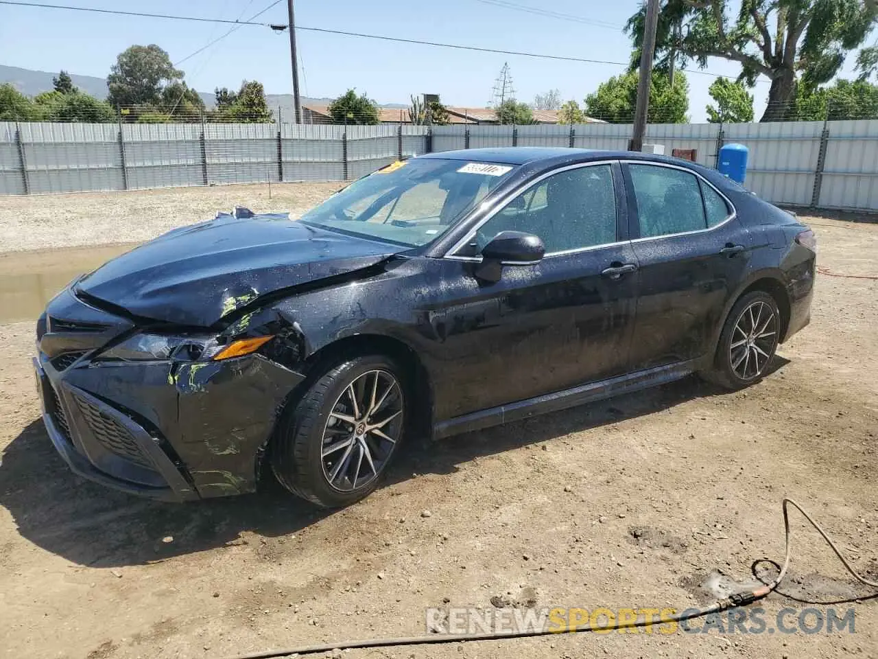 1 Photograph of a damaged car 4T1G11AK0PU755696 TOYOTA CAMRY 2023