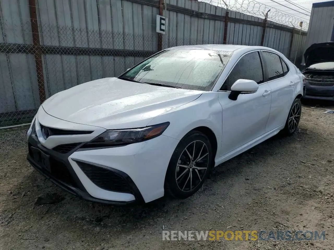 1 Photograph of a damaged car 4T1G11AK0PU779075 TOYOTA CAMRY 2023