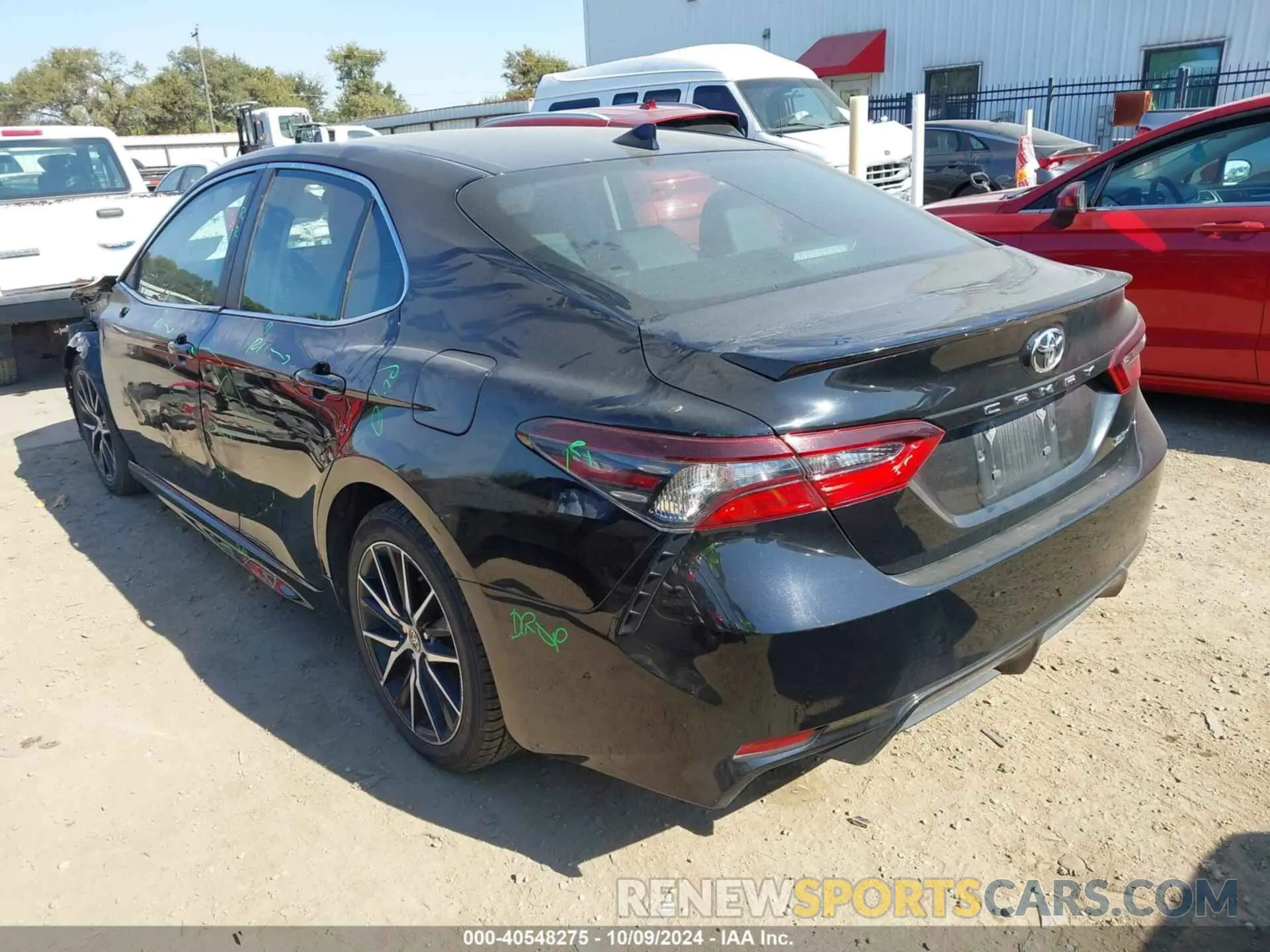 3 Фотография поврежденного автомобиля 4T1G11AK0PU794028 TOYOTA CAMRY 2023