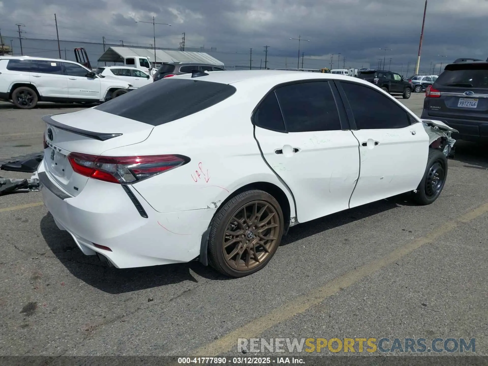 4 Фотография поврежденного автомобиля 4T1G11AK1PU119479 TOYOTA CAMRY 2023