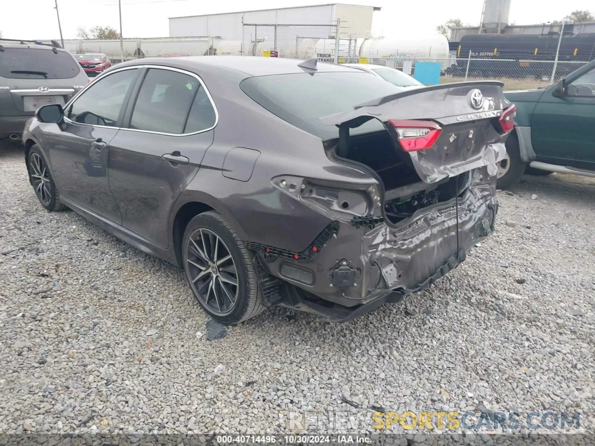 3 Фотография поврежденного автомобиля 4T1G11AK1PU164132 TOYOTA CAMRY 2023