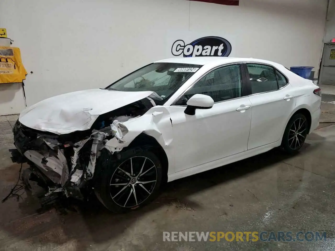 1 Photograph of a damaged car 4T1G11AK1PU733920 TOYOTA CAMRY 2023