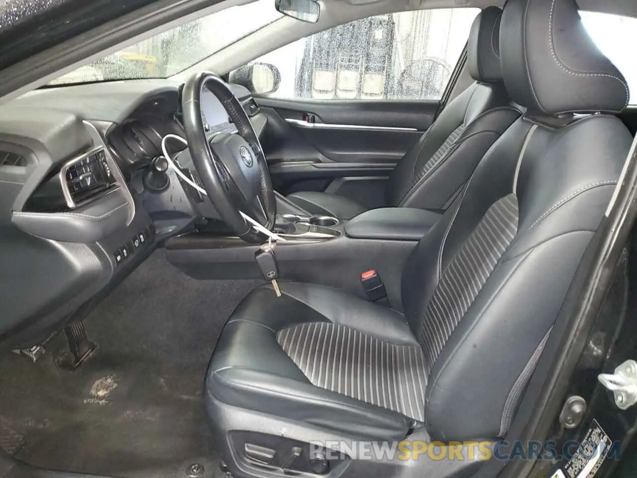7 Фотография поврежденного автомобиля 4T1G11AK1PU766495 TOYOTA CAMRY 2023