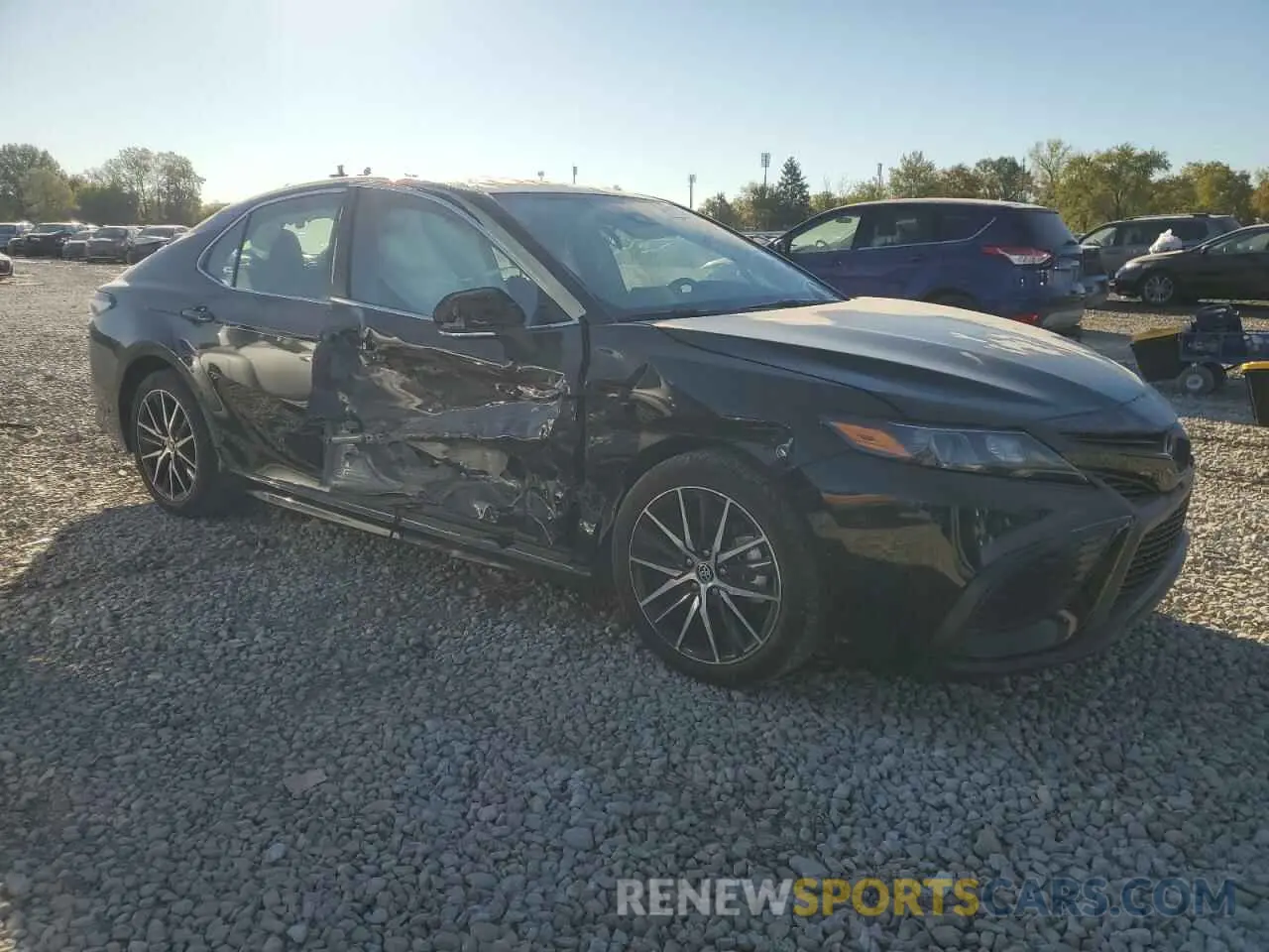 4 Фотография поврежденного автомобиля 4T1G11AK1PU816067 TOYOTA CAMRY 2023