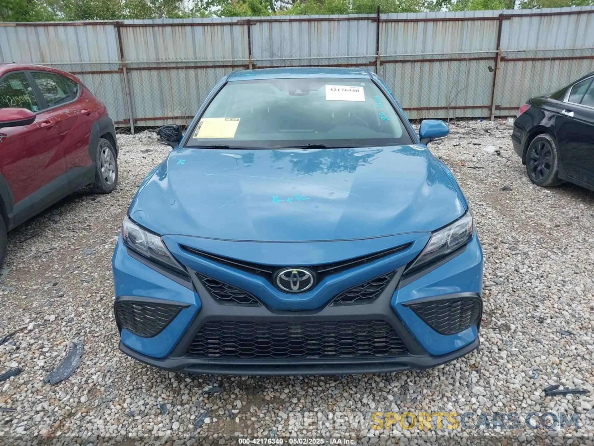 12 Фотография поврежденного автомобиля 4T1G11AK2PU080918 TOYOTA CAMRY 2023