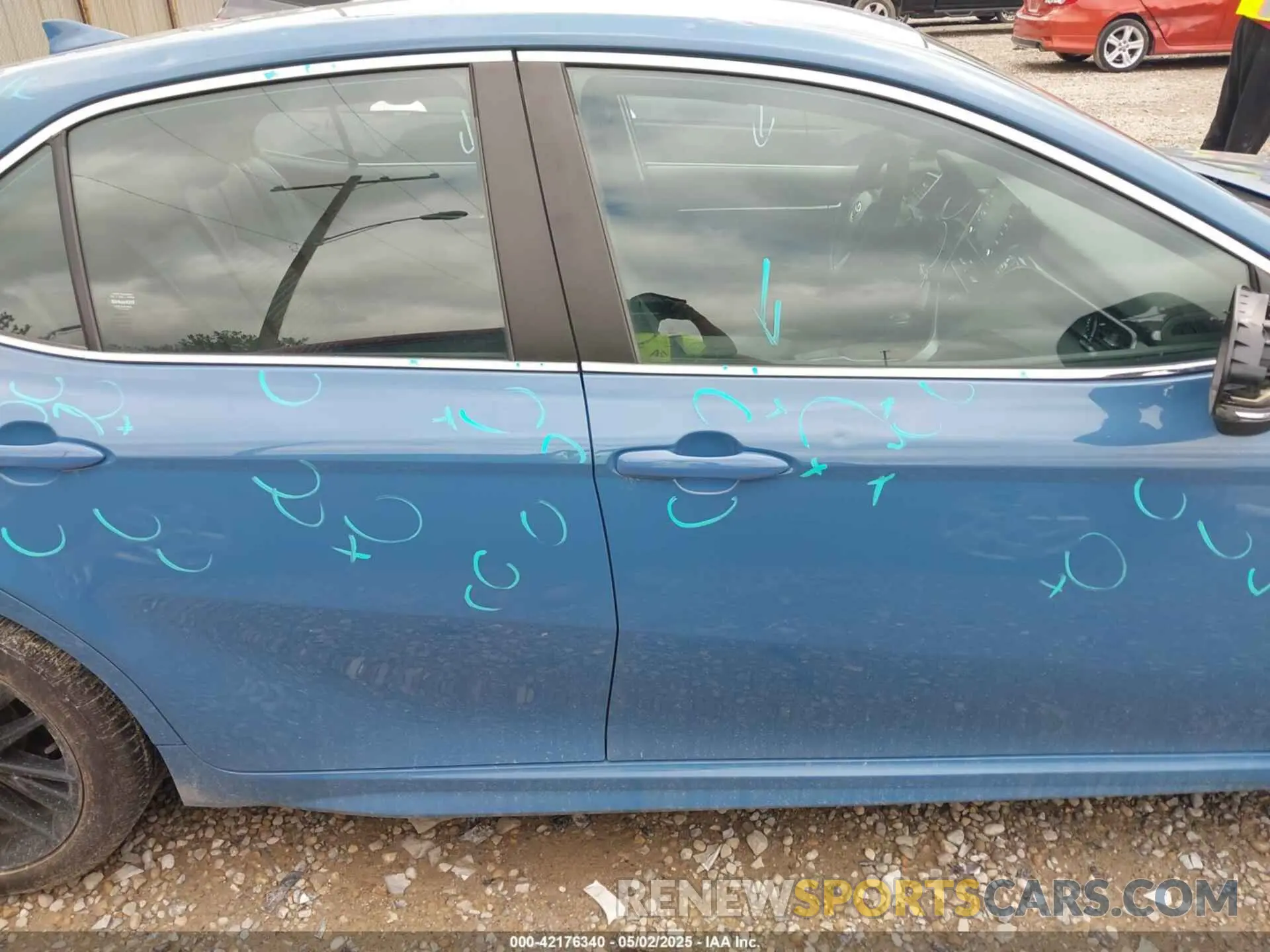 13 Фотография поврежденного автомобиля 4T1G11AK2PU080918 TOYOTA CAMRY 2023