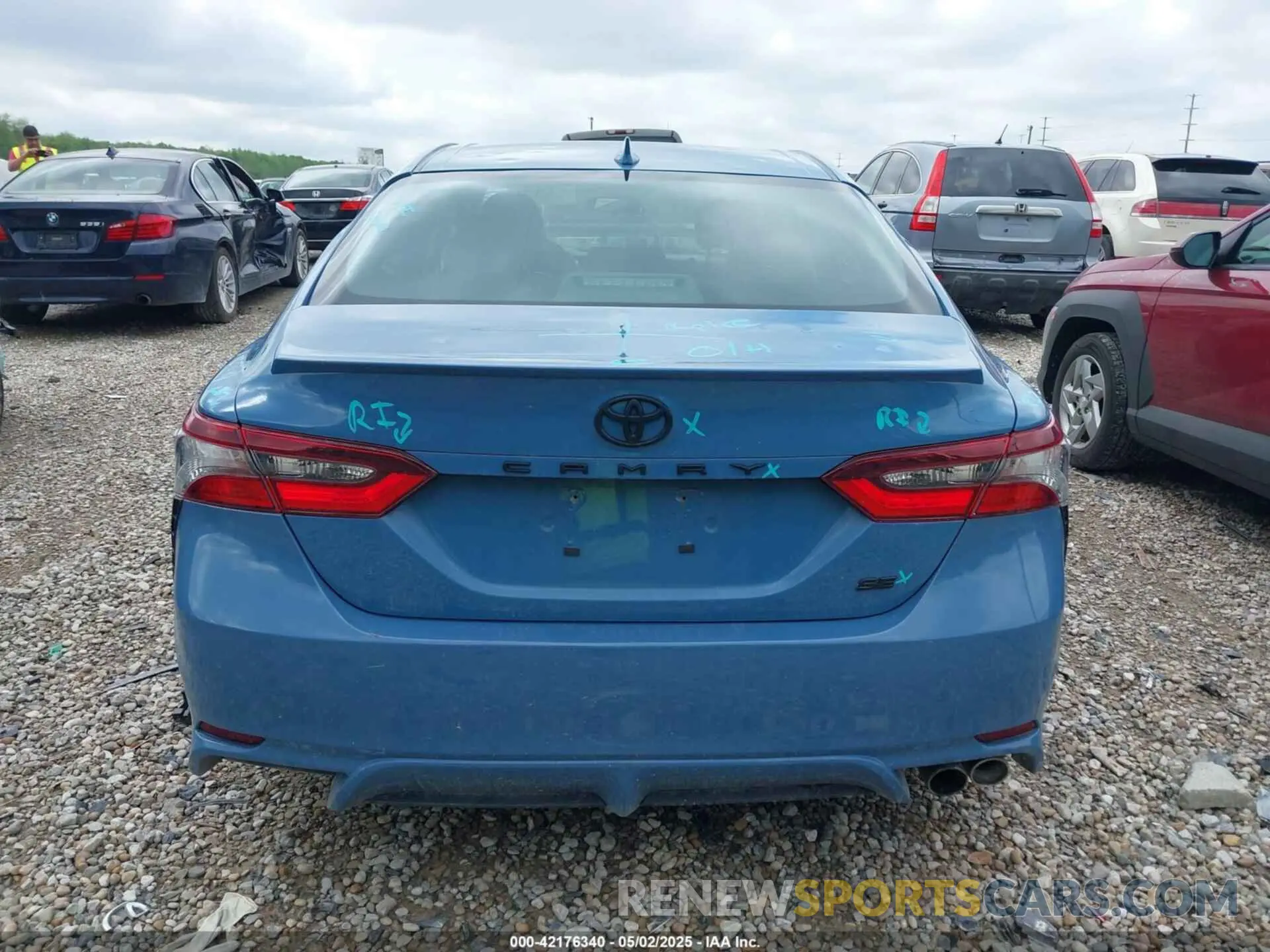 16 Фотография поврежденного автомобиля 4T1G11AK2PU080918 TOYOTA CAMRY 2023