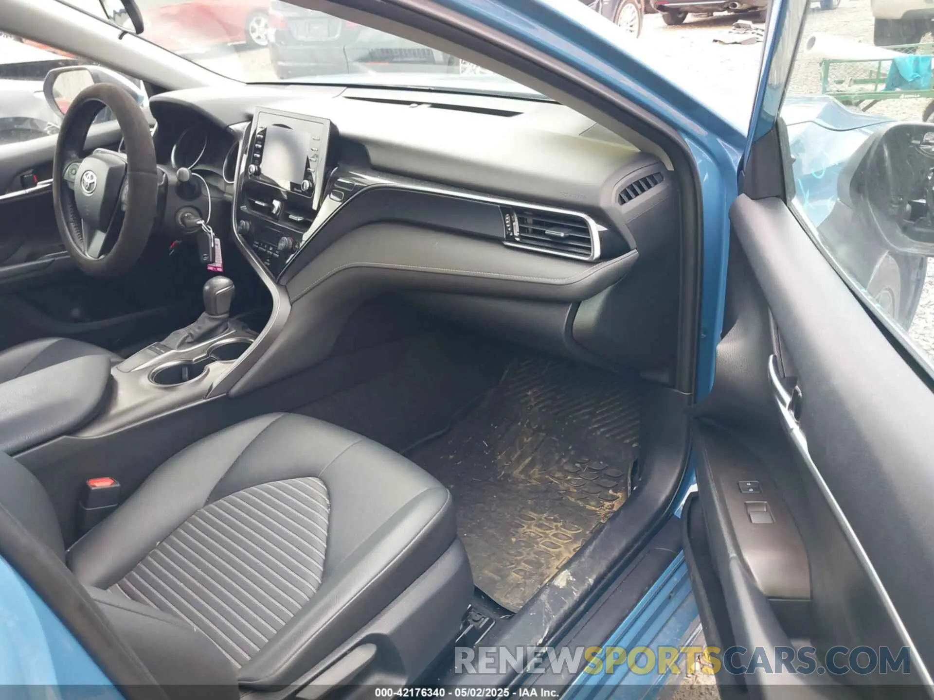 5 Фотография поврежденного автомобиля 4T1G11AK2PU080918 TOYOTA CAMRY 2023