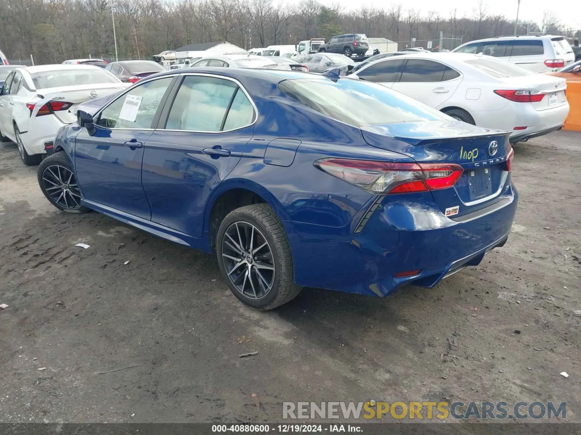 3 Фотография поврежденного автомобиля 4T1G11AK2PU086878 TOYOTA CAMRY 2023