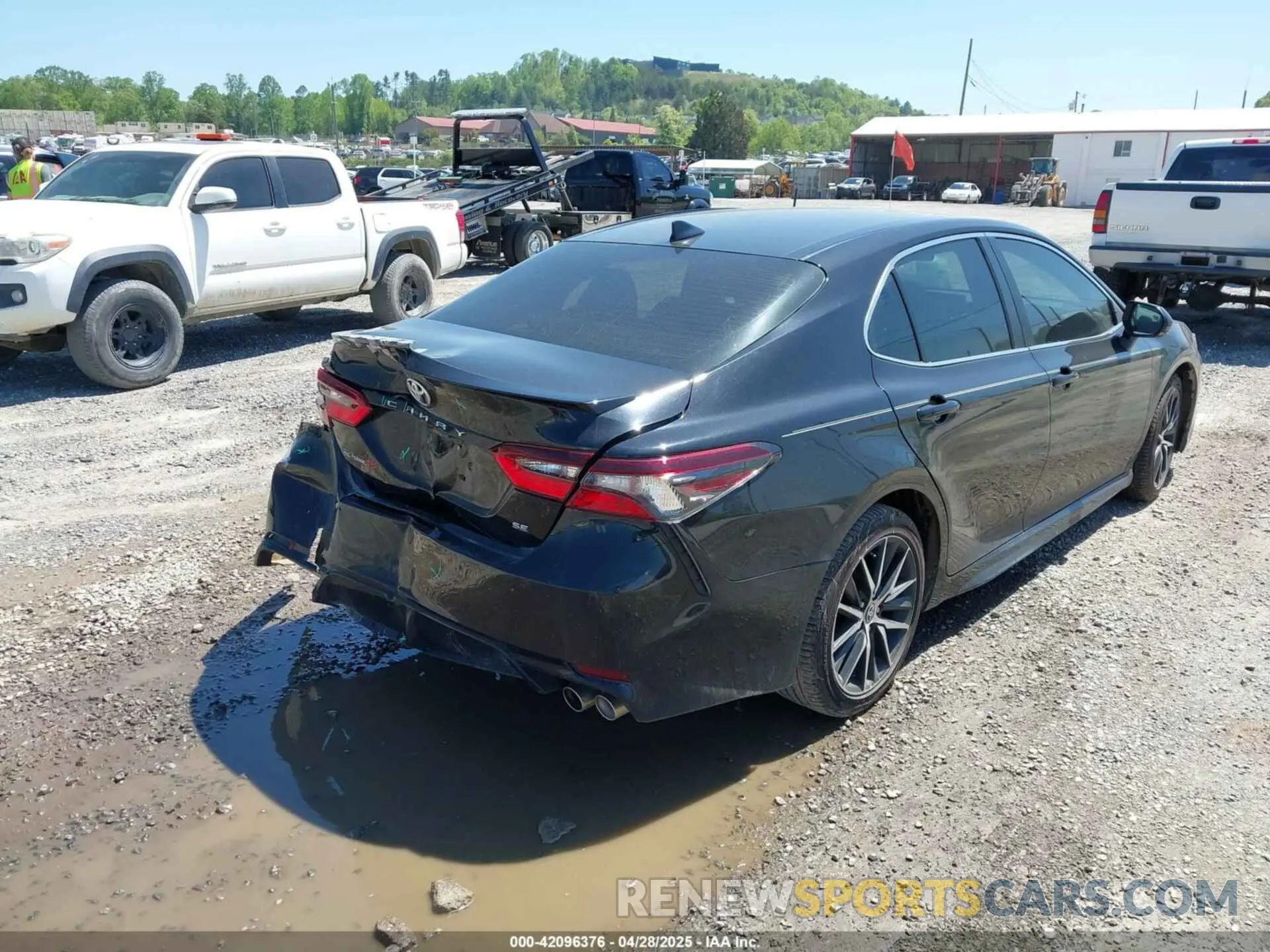 4 Photograph of a damaged car 4T1G11AK2PU097573 TOYOTA CAMRY 2023