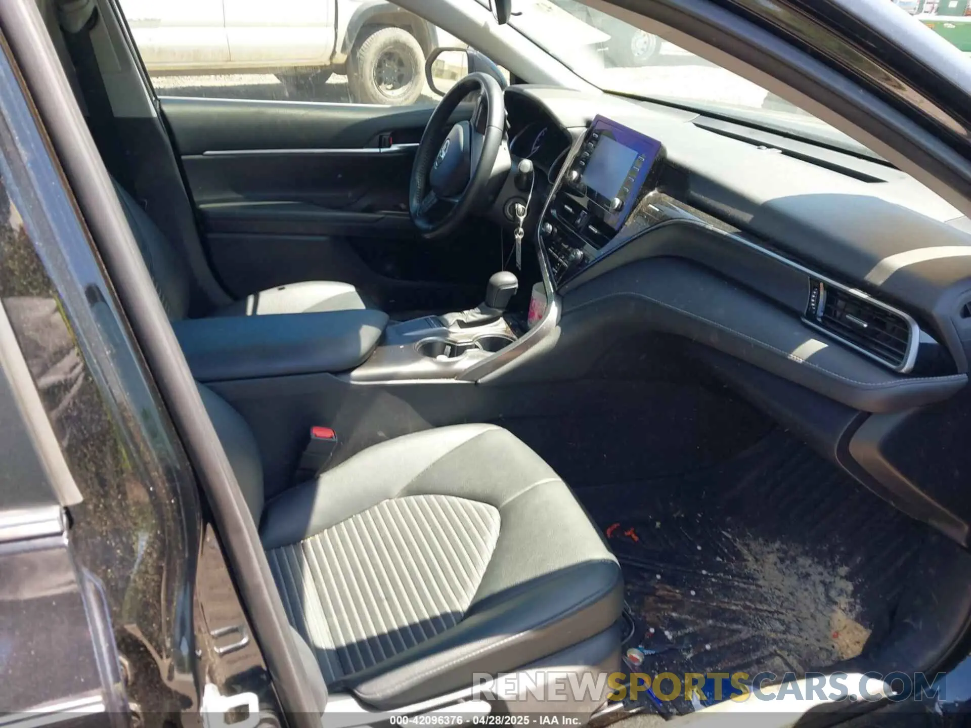 5 Photograph of a damaged car 4T1G11AK2PU097573 TOYOTA CAMRY 2023