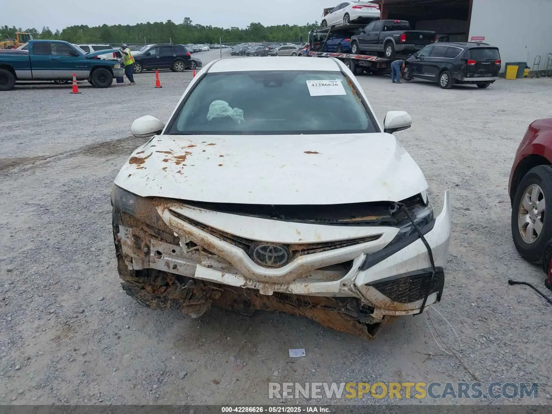 12 Фотография поврежденного автомобиля 4T1G11AK2PU726524 TOYOTA CAMRY 2023