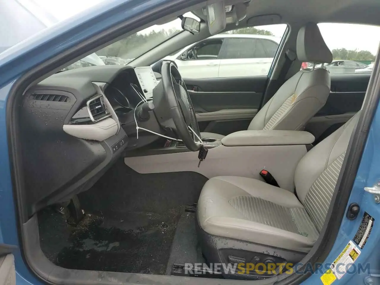 7 Фотография поврежденного автомобиля 4T1G11AK3PU120682 TOYOTA CAMRY 2023
