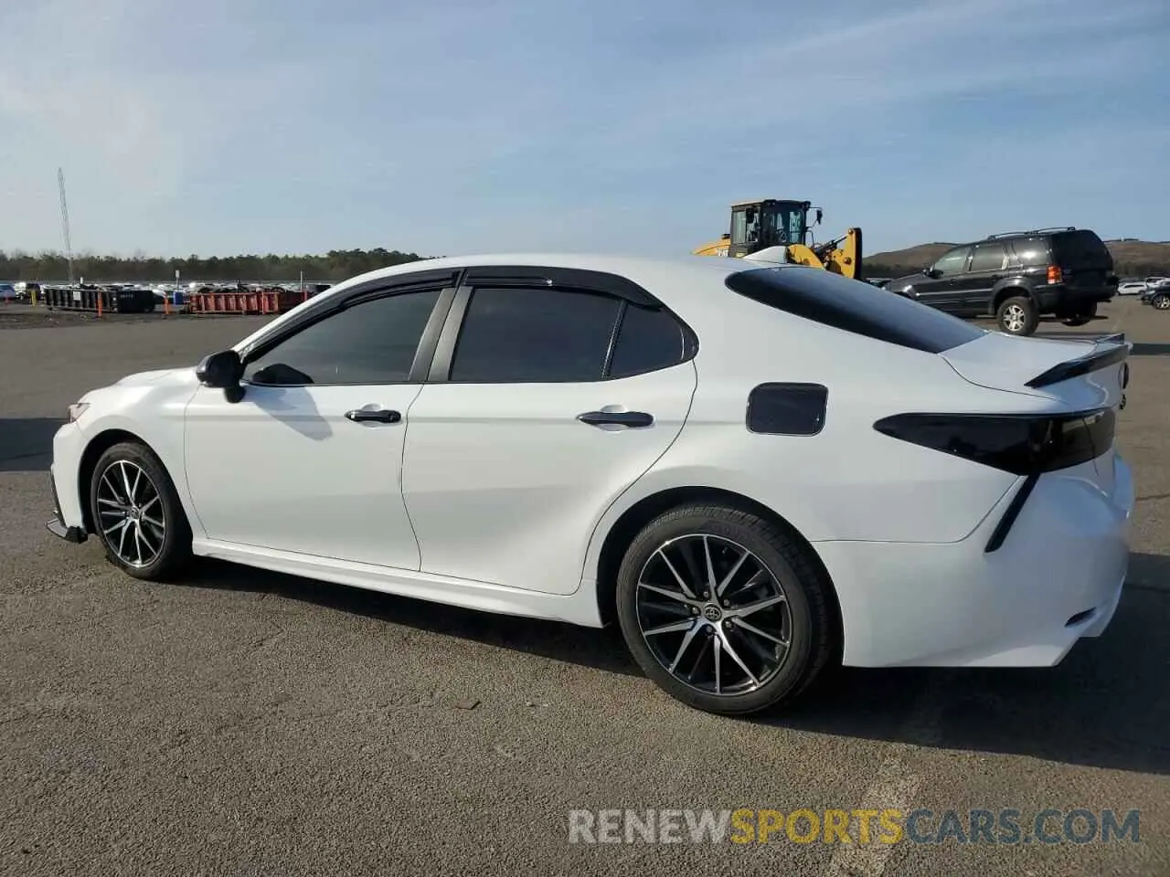 2 Фотография поврежденного автомобиля 4T1G11AK3PU723521 TOYOTA CAMRY 2023