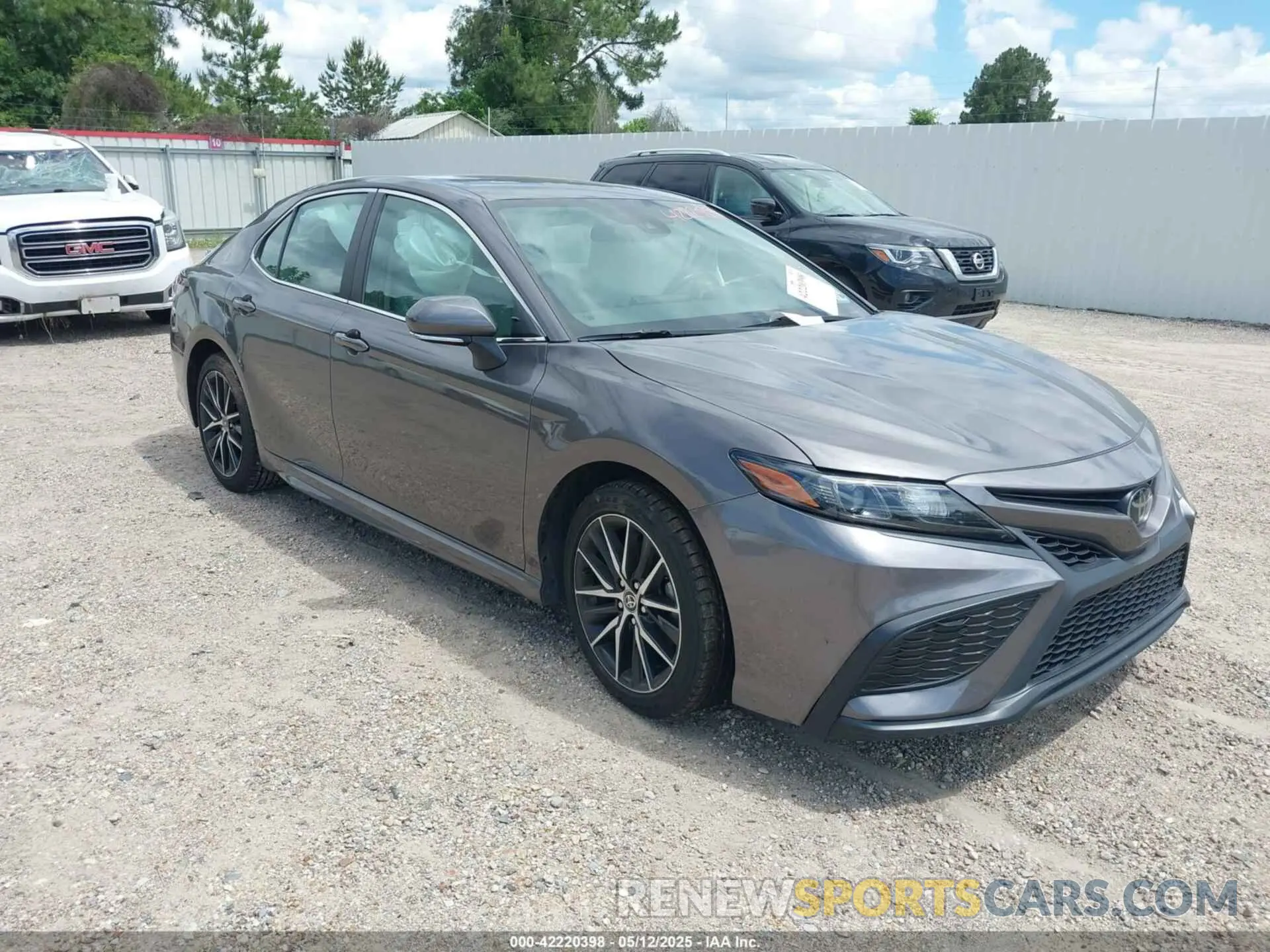 1 Photograph of a damaged car 4T1G11AK3PU736513 TOYOTA CAMRY 2023